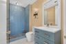 Guest ensuite bathroom 1
