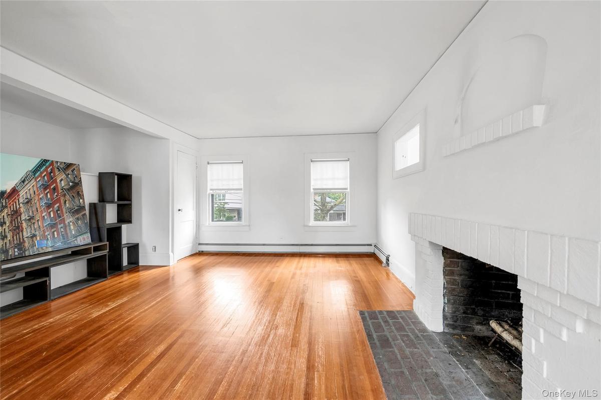 2nd floor apartment