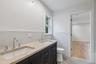 Ensuite jack-n-jill full bath
