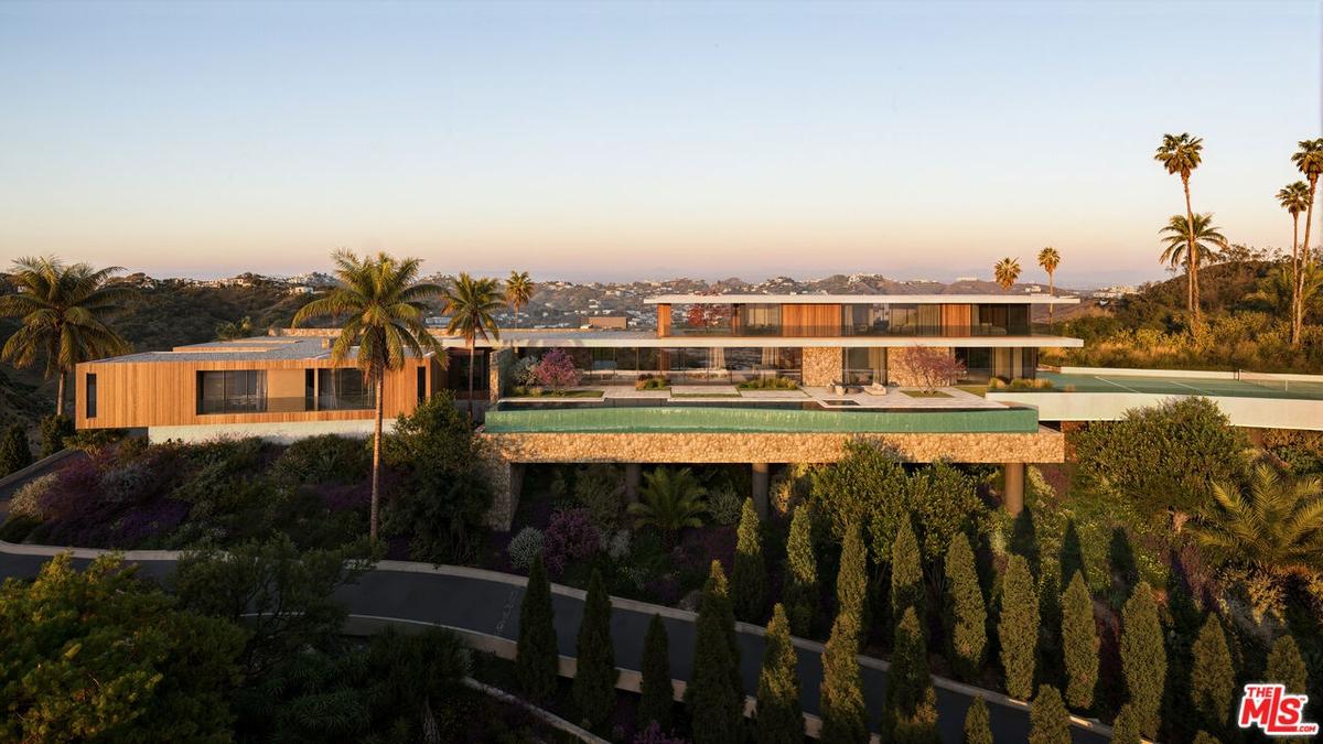 1765 Clear View Drive - Render