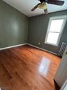 1083 Grove St