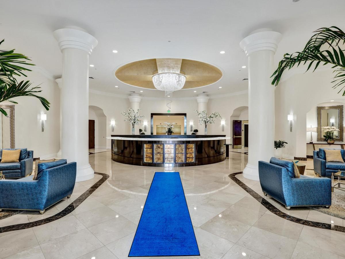 FRONT VIEW AS YOU ENTER FROM THE VALET