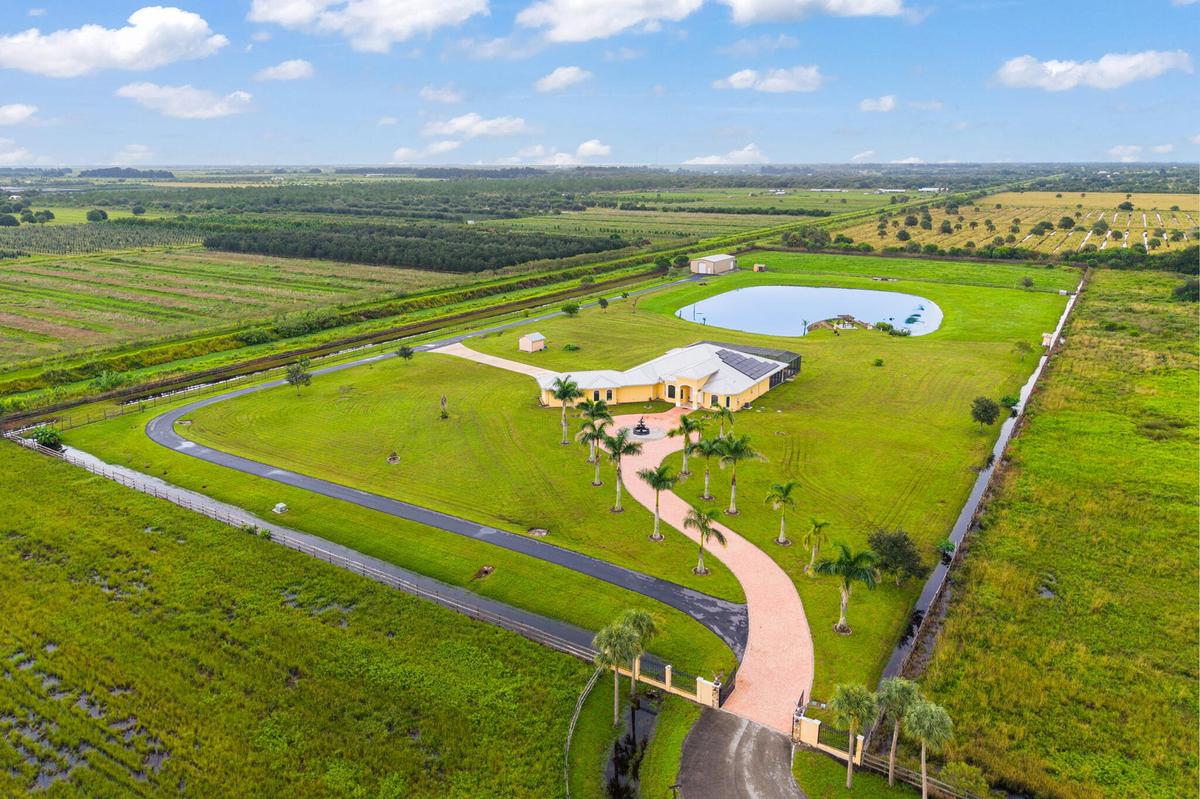Breathtaking Estate Full Home Generator