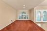 dinning room or potential extra room
