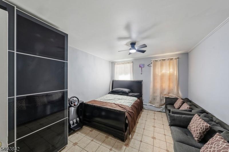 bedroom 2nd floor
