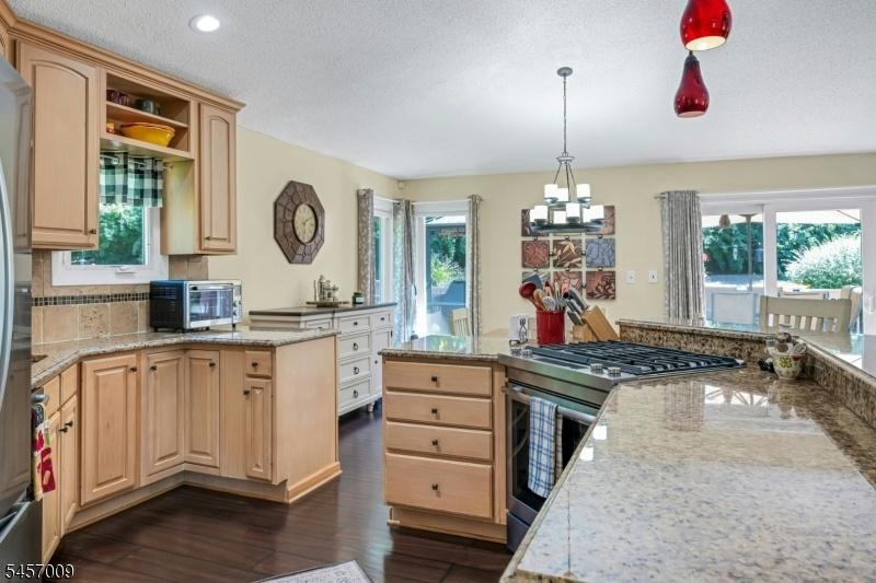 Center Island Kitchen