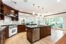 Eat-In Kitchen