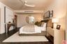 Primary bedroom: reverse angle