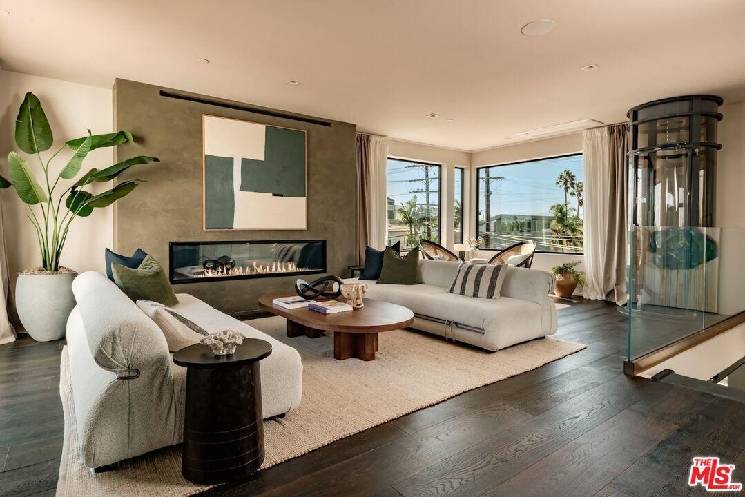 Upper-level living room