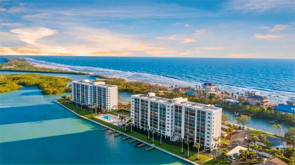 Welcome to The Pointe at Midnight Pass, Siesta Key.