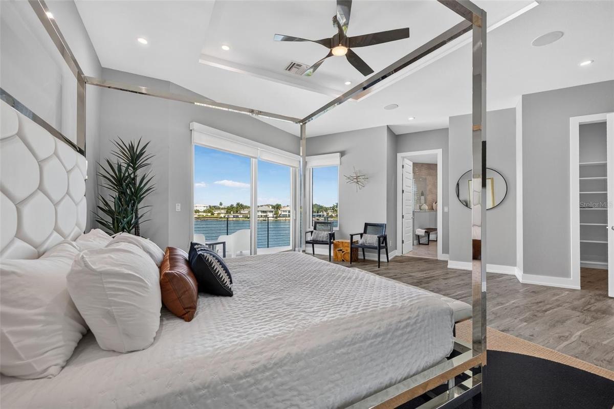 Oversized primary suite