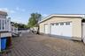 LARGE GARAGE AND PAVER BACK