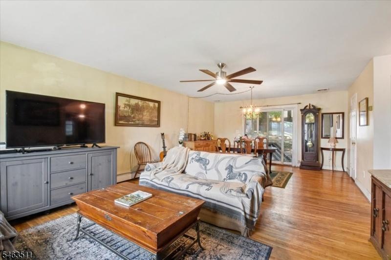 Spacious & bright