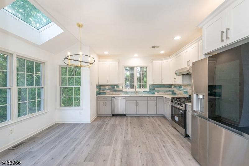 RENOVATED KITCHEN I