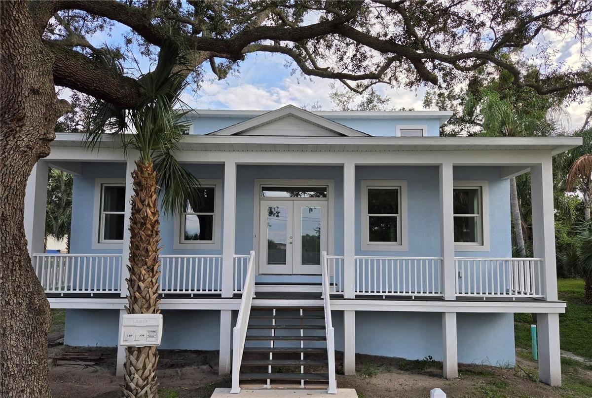 Large corner lot 90 x 110 /2792 living  sq. ft. / 4 BR 3.5 BTH / 2 car side entry garage / plenty of room for a pool!