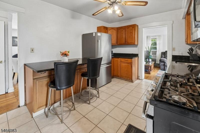 Kitchen 3 of 3