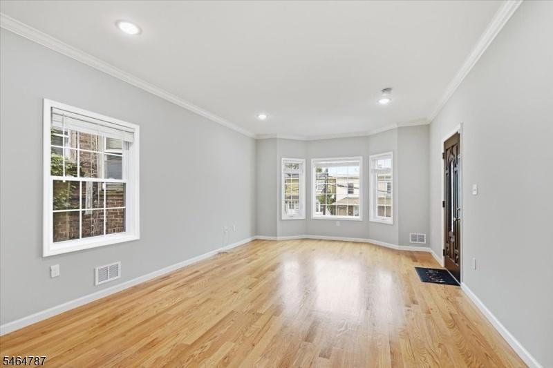 Living Dining