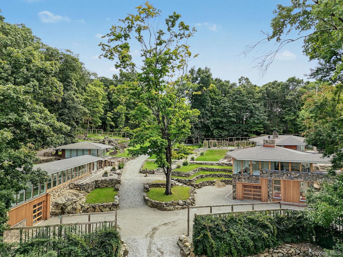 Main House on the right  & Guest Pavilion on the left