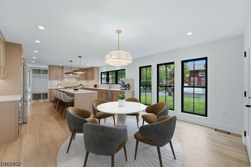 Eat In furniture