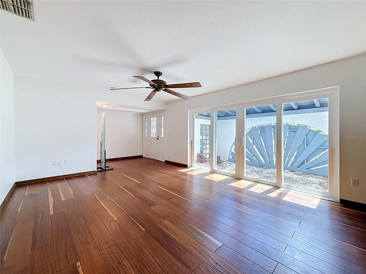 Living Room - Atrium