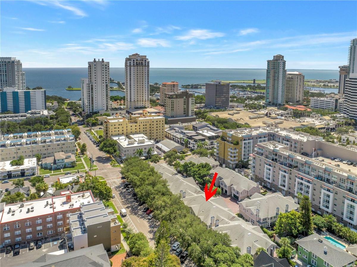 Aerial view highlights The Huntington’s prime downtown location near the waterfront, Beach Drive, parks, marinas and cultural attractions.
