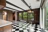 Large Kitchen Area
