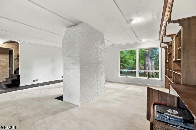 Family Room/Living Room