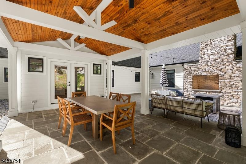 Covered Patio w/Stone FP