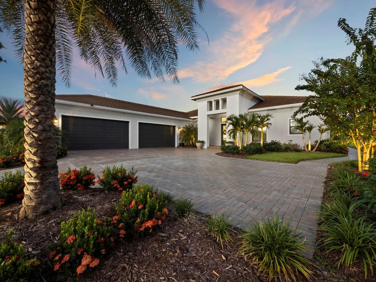 4 Car side Entry Garage