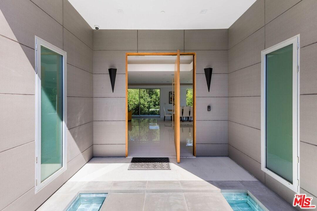 Entry Area