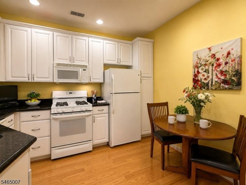 Kitchen Breakfast Nook