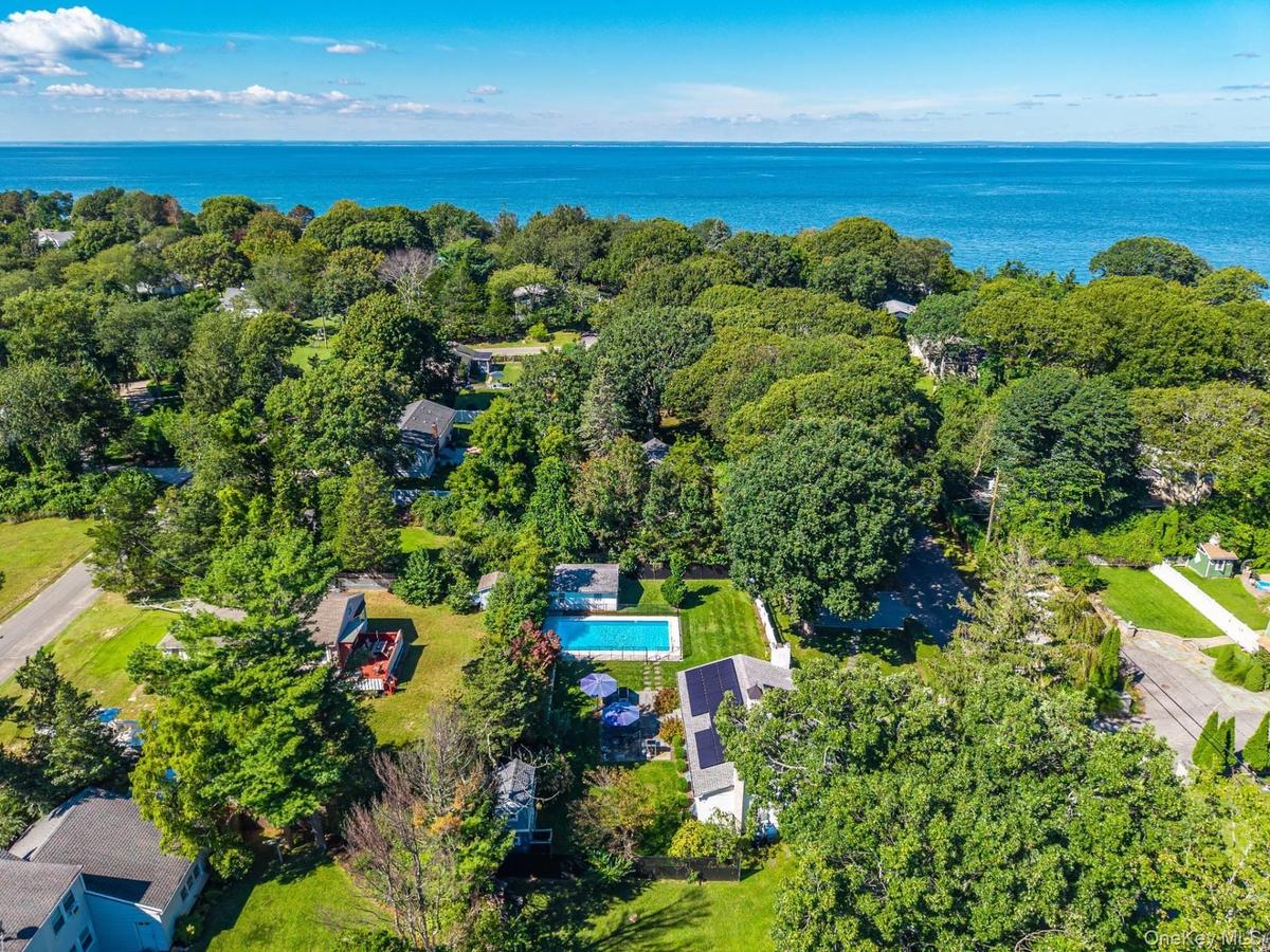 3825 Stars Road, East Marion