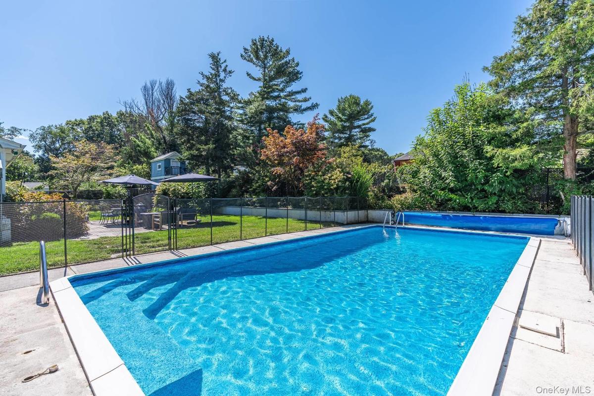 3825 Stars Road, East Marion