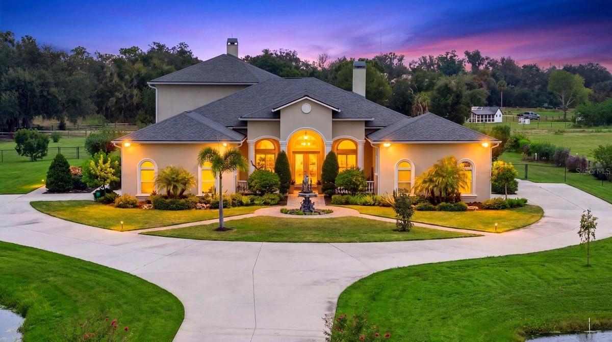 Twilight view of 520 Rye Road NE