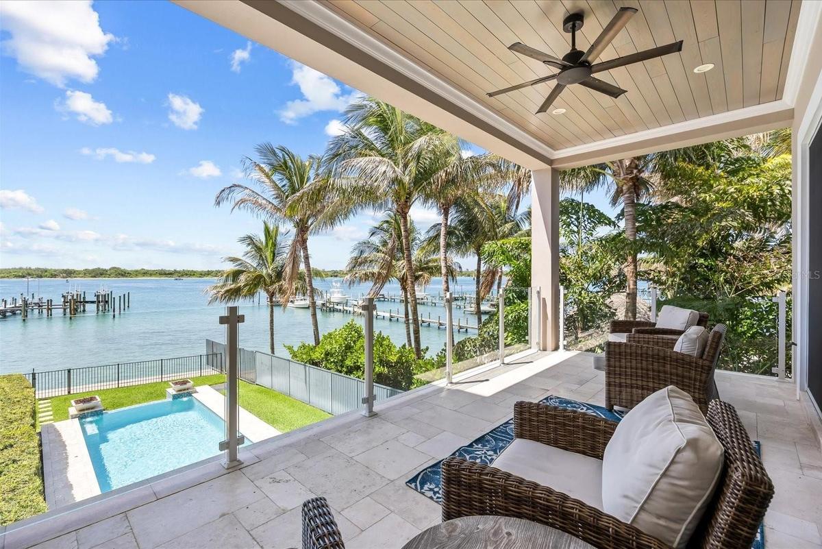 View second floor balcony