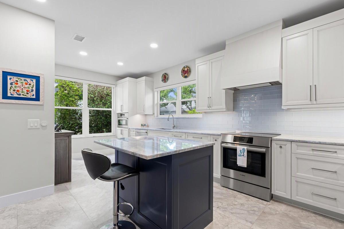 Center Island for 2