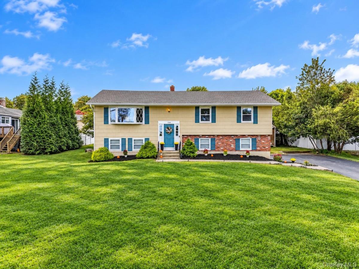 Welcome Home to 3236 Court Street!