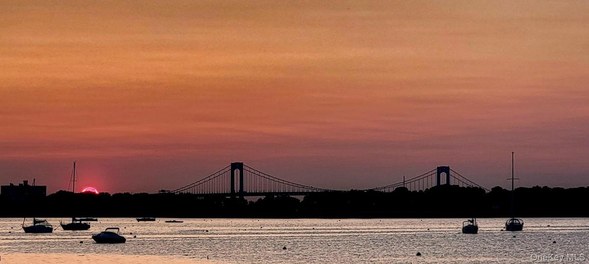 Douglaston Manor waterfront views