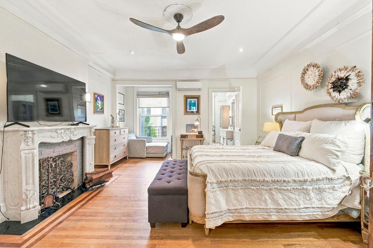 473 Primary Bedroom