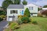 Welcome to 27 White Plains Ave!