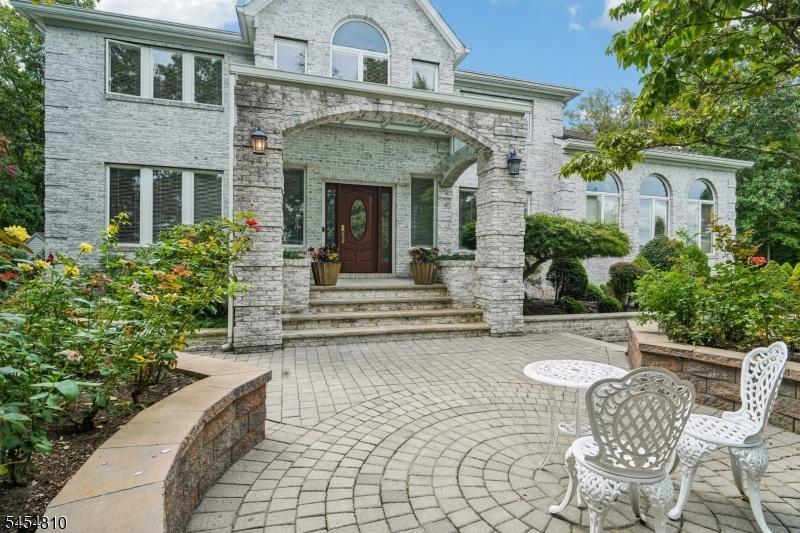 Grand Front Entry