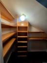 Wiker closet