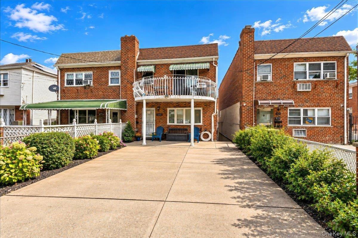 Welcome to 1512 Stadium ave.