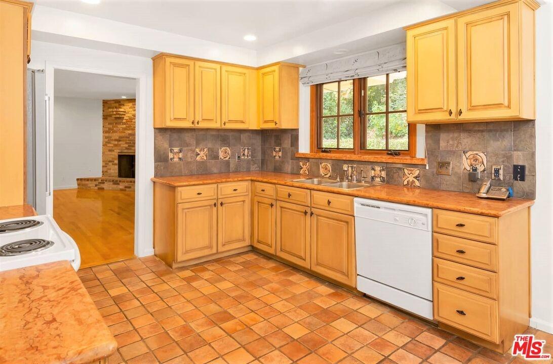 Kitchen Area.
