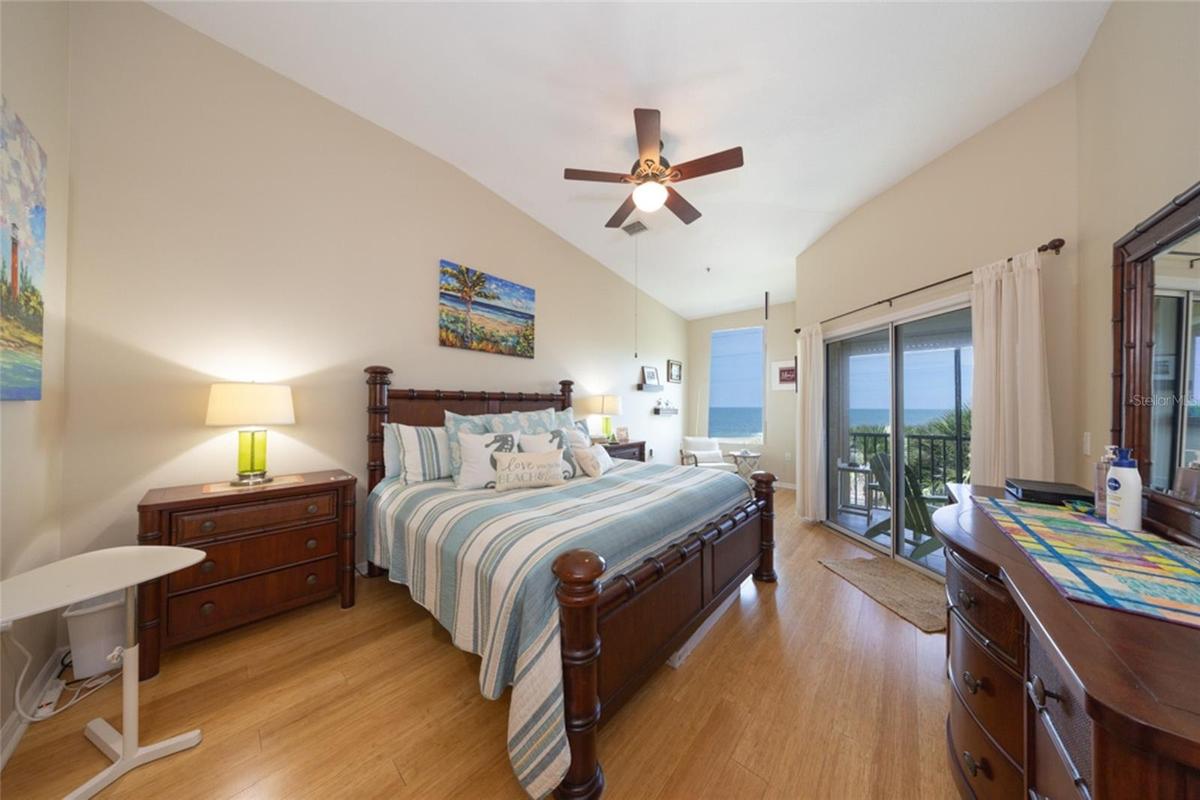 Large Primary w/Ocean Views