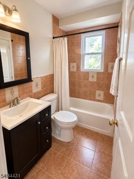 FIRST FLOOR BATH