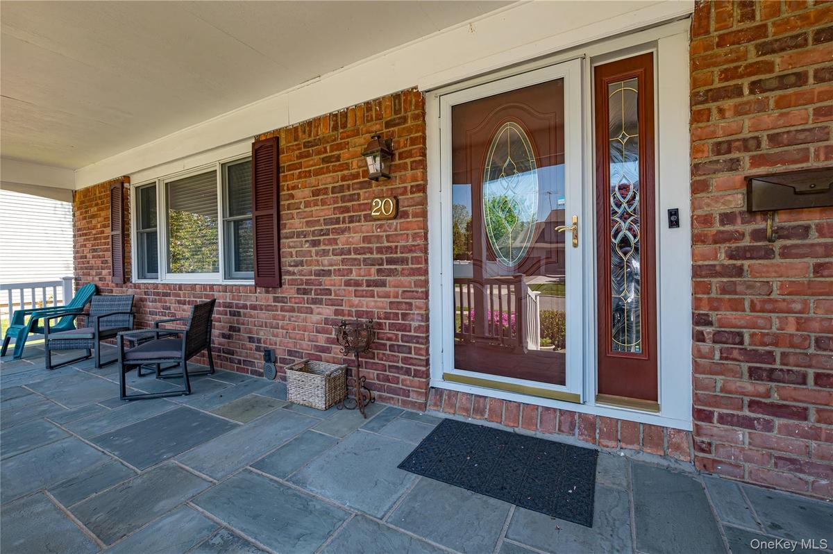 Front Porch Entrance
