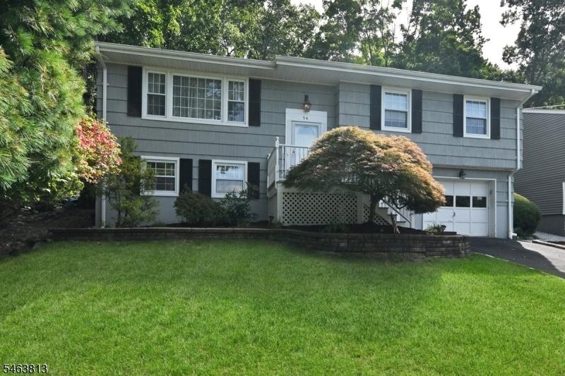 Front view of home