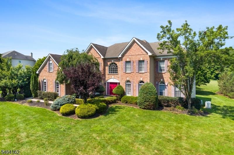 4700 SF ESTATE