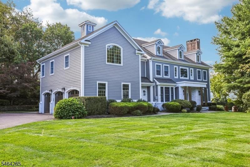 5 Chesterfield Drive